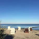 Apartmanhotel Waterkant - Fewos Am Mit 4*