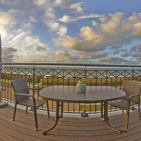 Waterkant - Fewos Am Mit Hotel apartamentowy 4*
